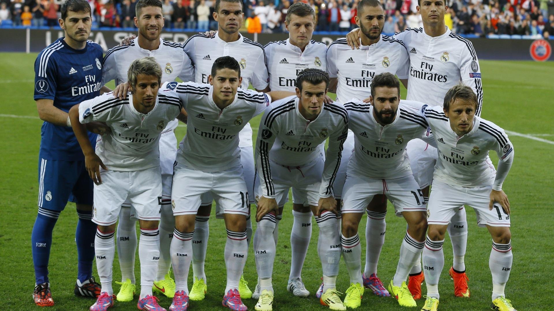 开云体育APP下载-亚冠联赛中国足球迎战 球迷现场气氛热烈，中国球队 亚冠